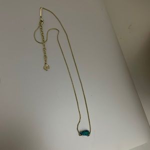 Kendra Scott necklace